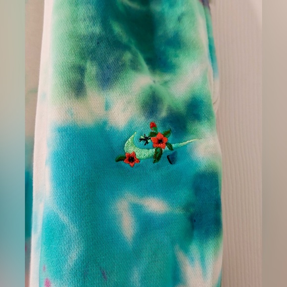 COPY - Nike Floral Tie Dye Custom Limtied Edition Sweatpants - Picture 3 of 11